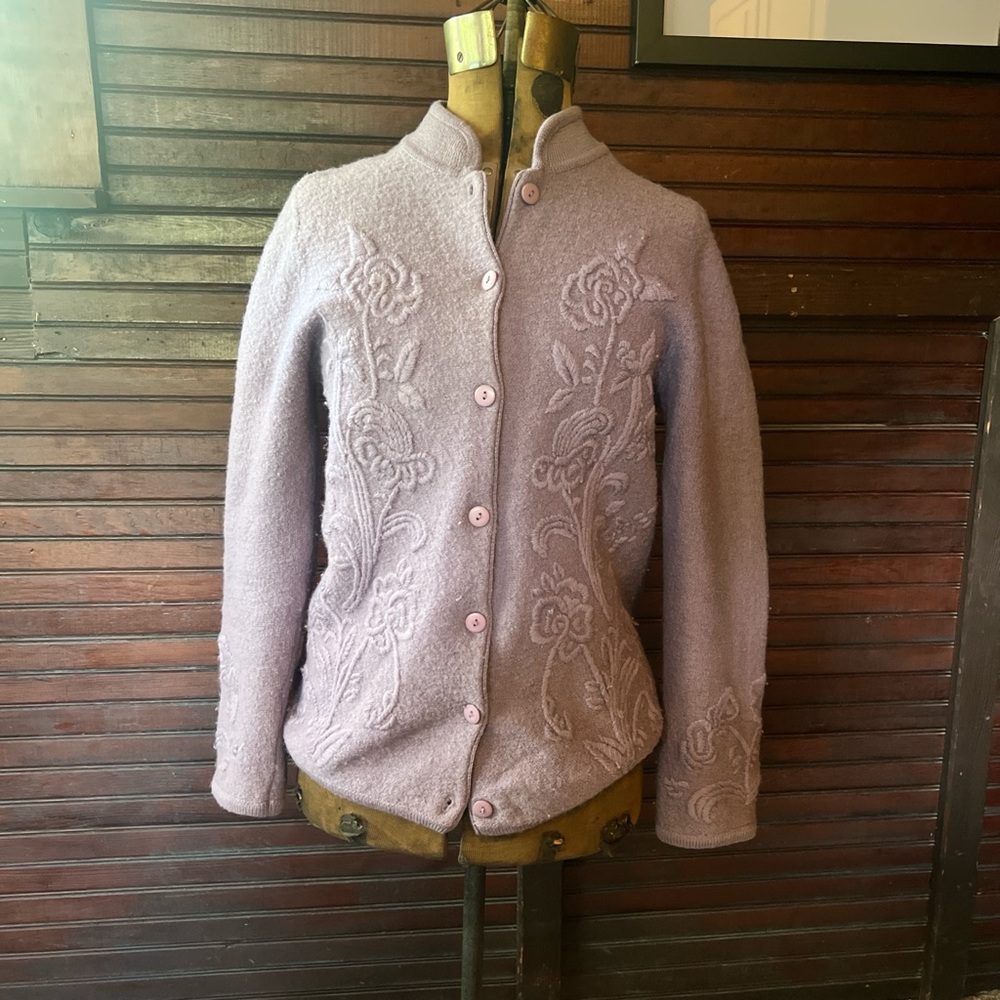 Vintage Lavender Button-Up Cardigan with Floral Embroidery